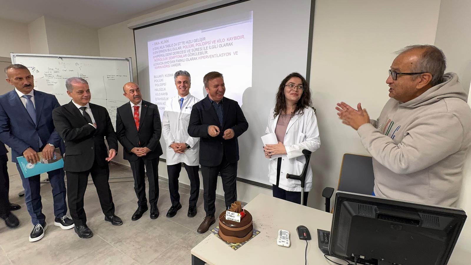 Azmiyle Umut Oldu: Genç Doktor Adayına Vali’den Anlamlı Sürpriz