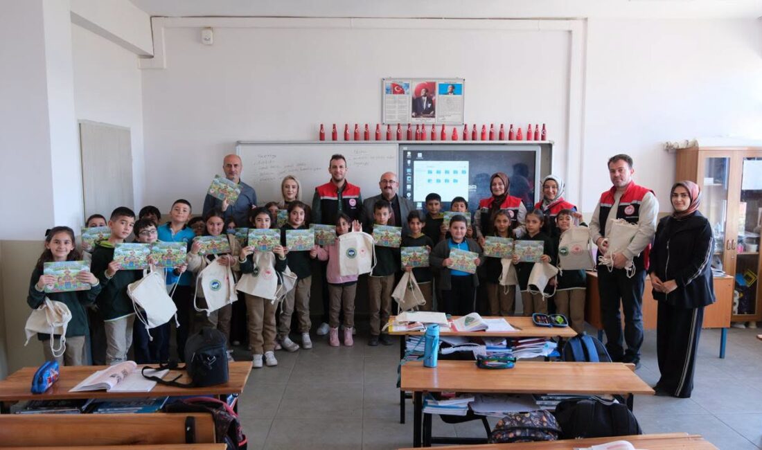 Erzincan’da İlkokul Öğrencilerine Organik Tarım Eğitimi Erzincan’da ilkokul öğrencilerine yönelik